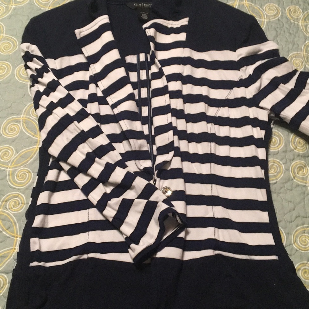 Jacket - Picture 2 of 4